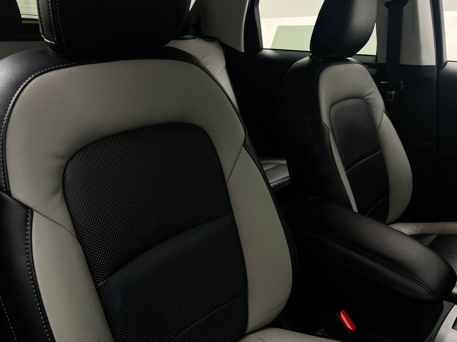 Thumbnail: 2022 Ford Bronco Sport - 2