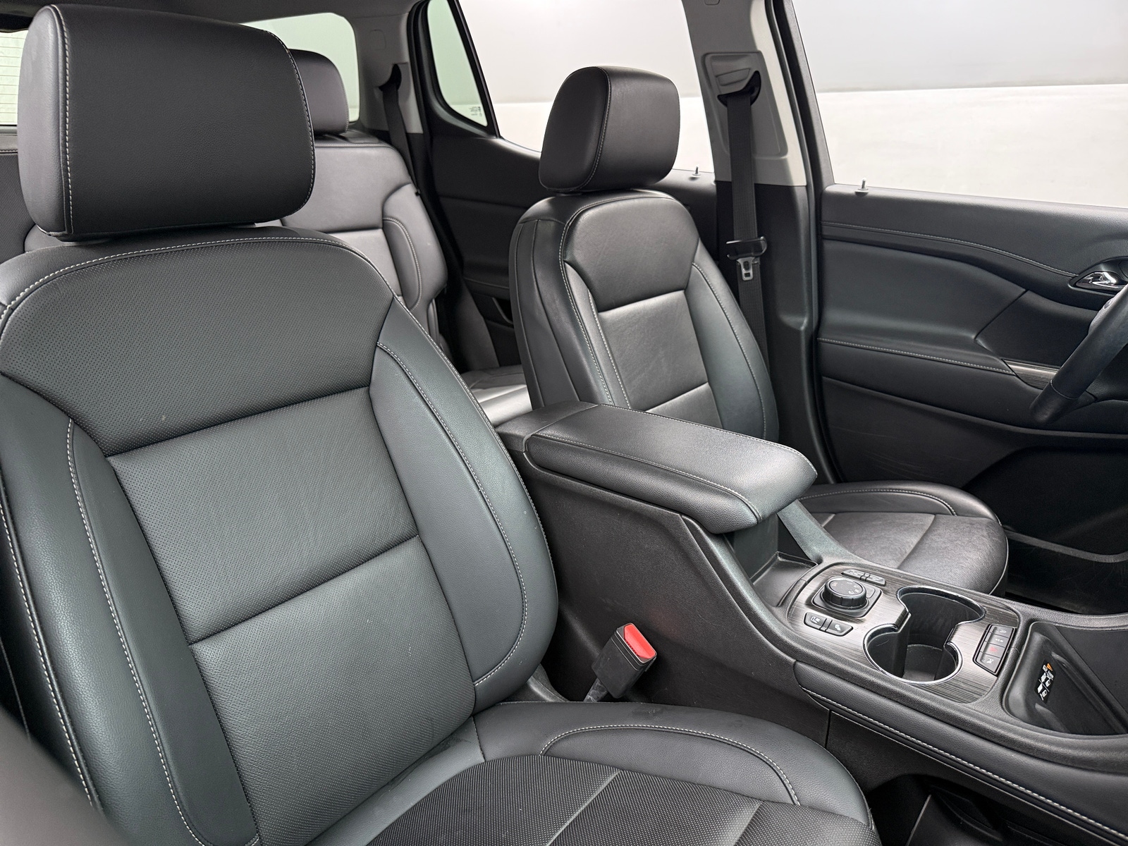 Thumbnail: 2023 GMC Acadia - 2