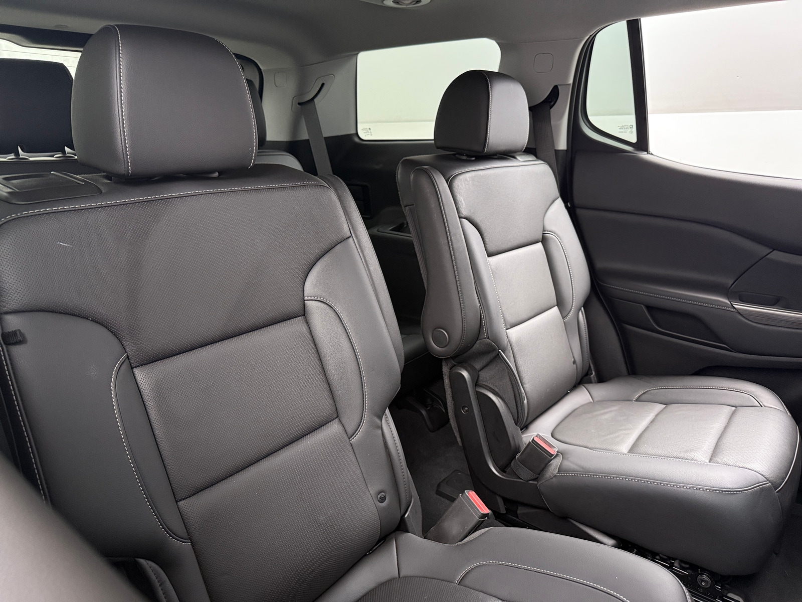 Thumbnail: 2023 GMC Acadia - 6