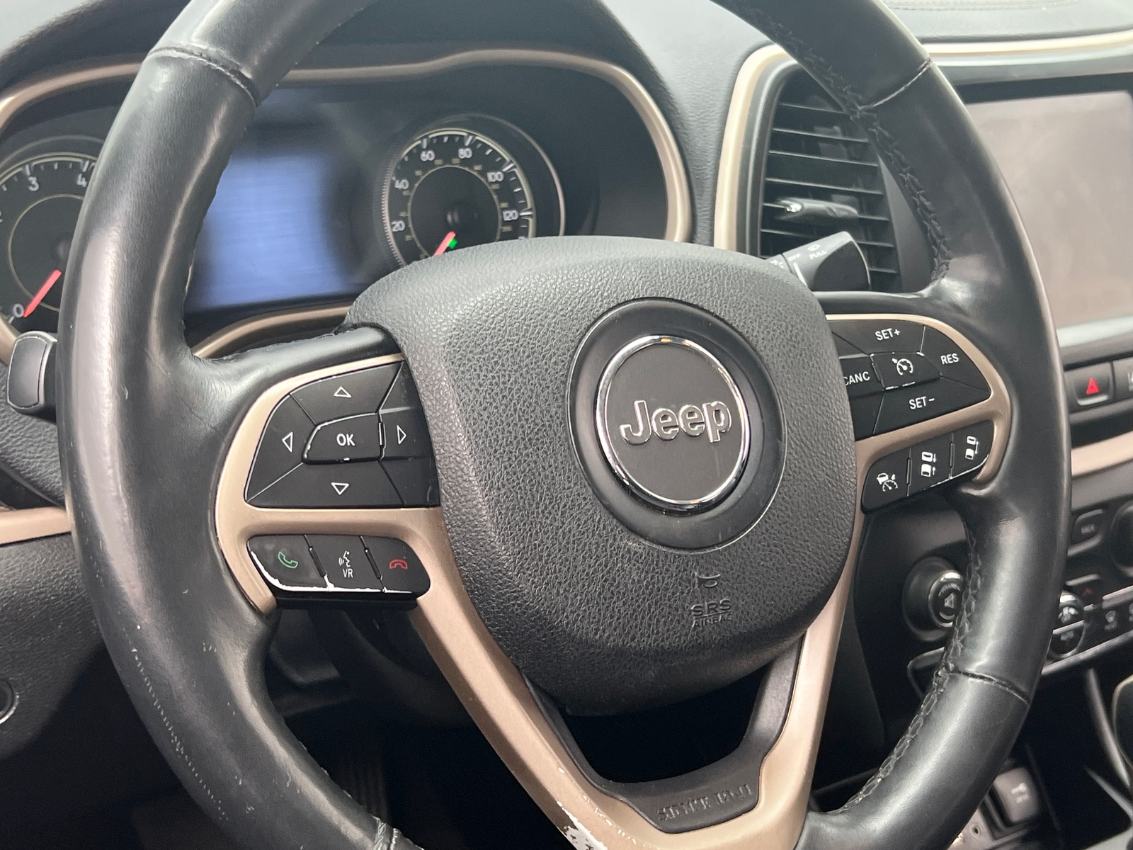 Thumbnail: 2014 Jeep Cherokee - 4