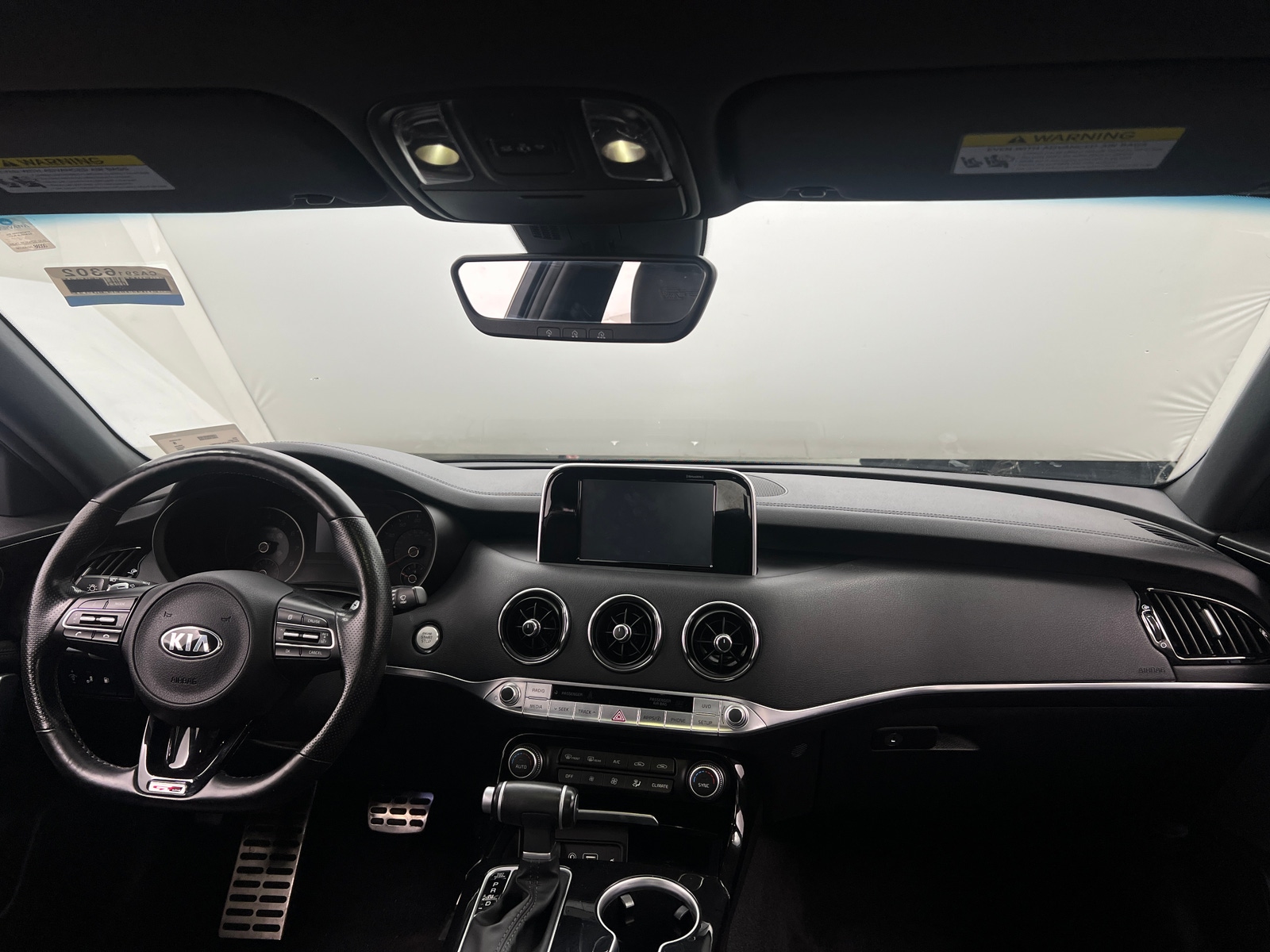 Thumbnail: 2020 Kia Stinger - 2