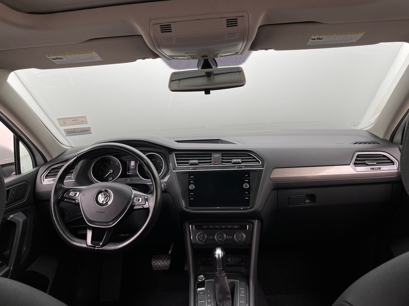 Thumbnail: 2019 Volkswagen Tiguan - 2