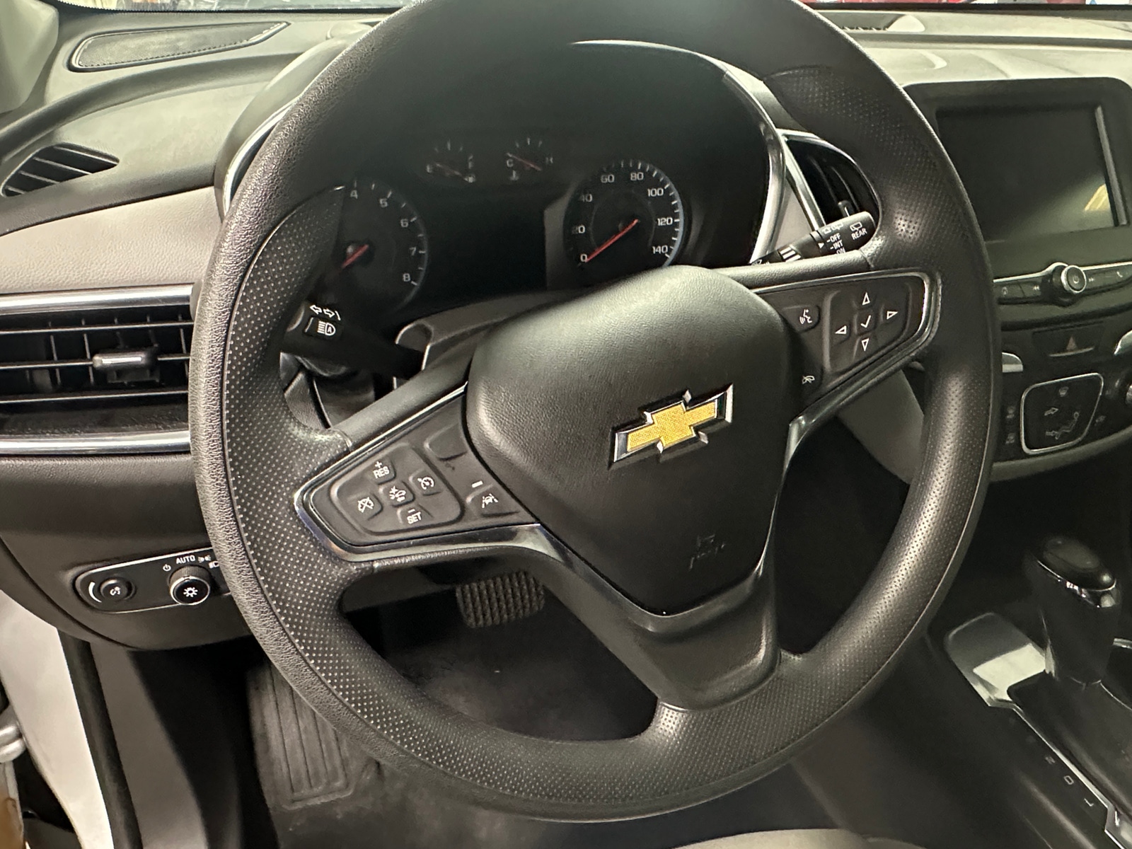 Thumbnail: 2021 Chevrolet Equinox - 5