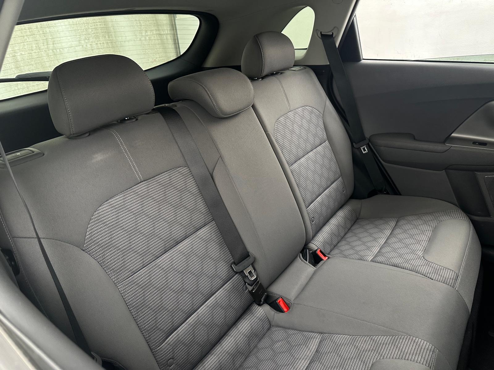 Thumbnail: 2021 Kia Niro - 6