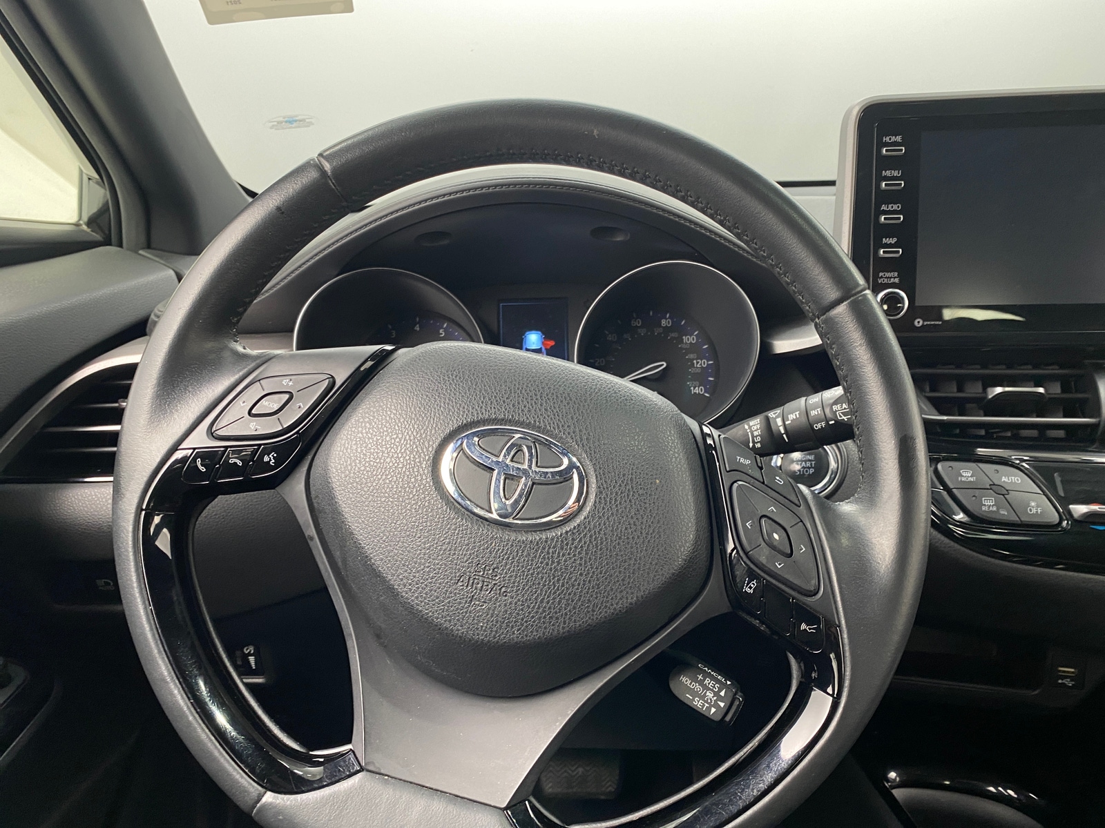 Thumbnail: 2021 Toyota C-HR - 5