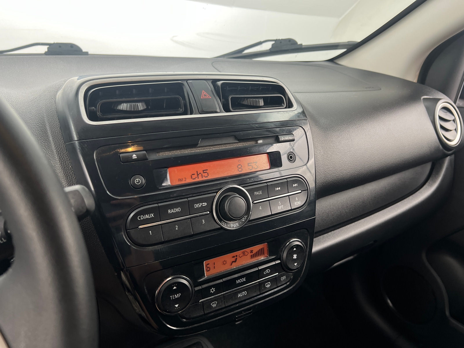 Thumbnail: 2015 Mitsubishi Mirage - 4