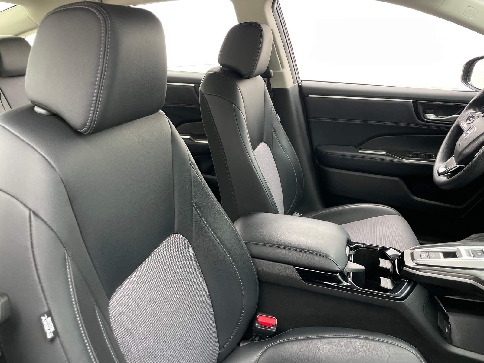 Thumbnail: 2021 Honda Clarity - 2
