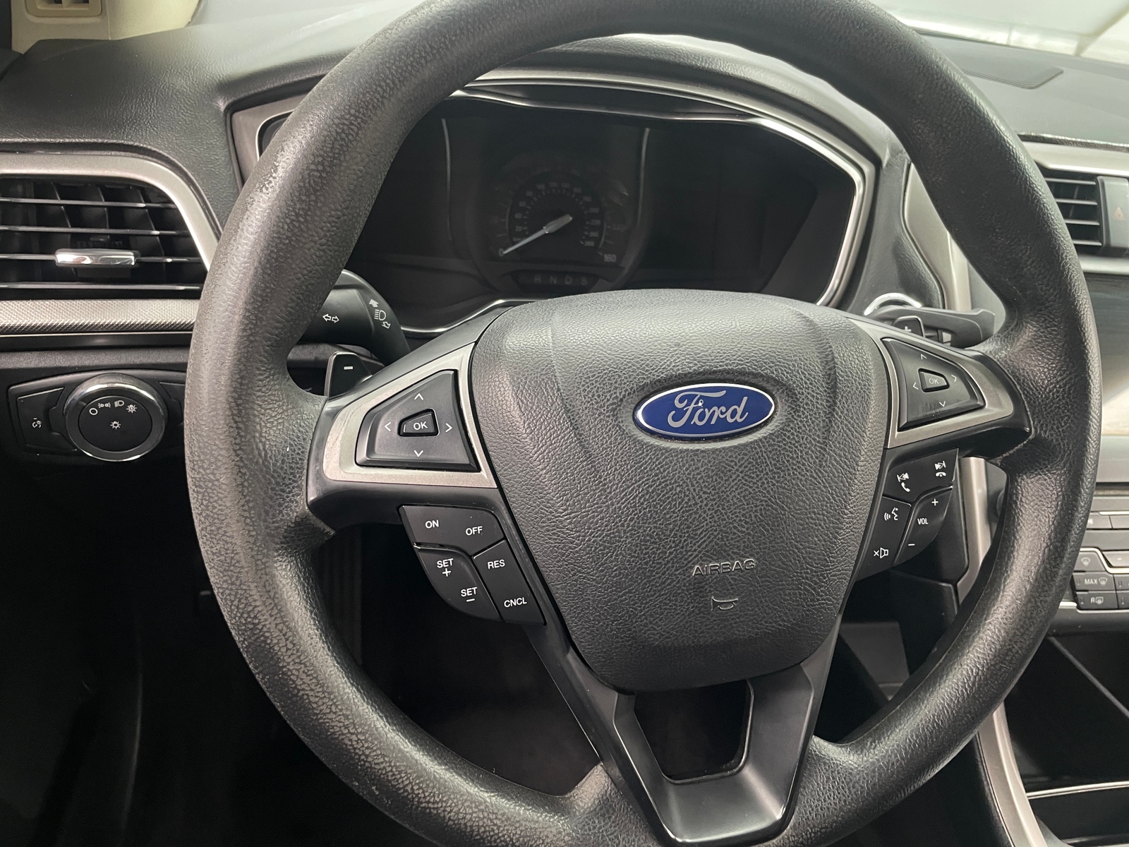 Thumbnail: 2017 Ford Fusion - 5