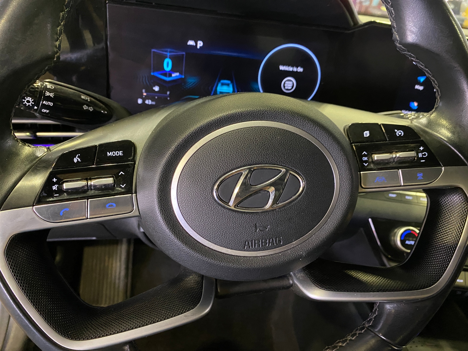 Thumbnail: 2023 Hyundai Elantra - 4
