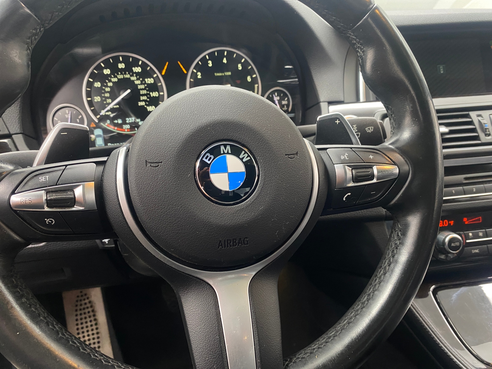 Thumbnail: 2015 BMW 5 Series - 4