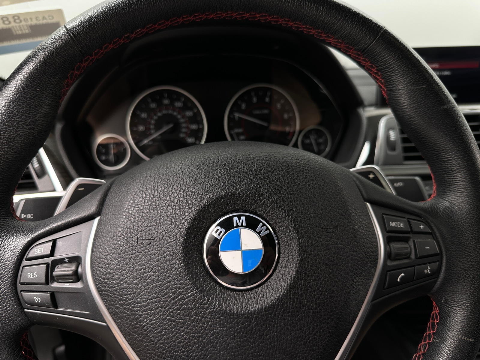 Thumbnail: 2018 BMW 3 Series - 4