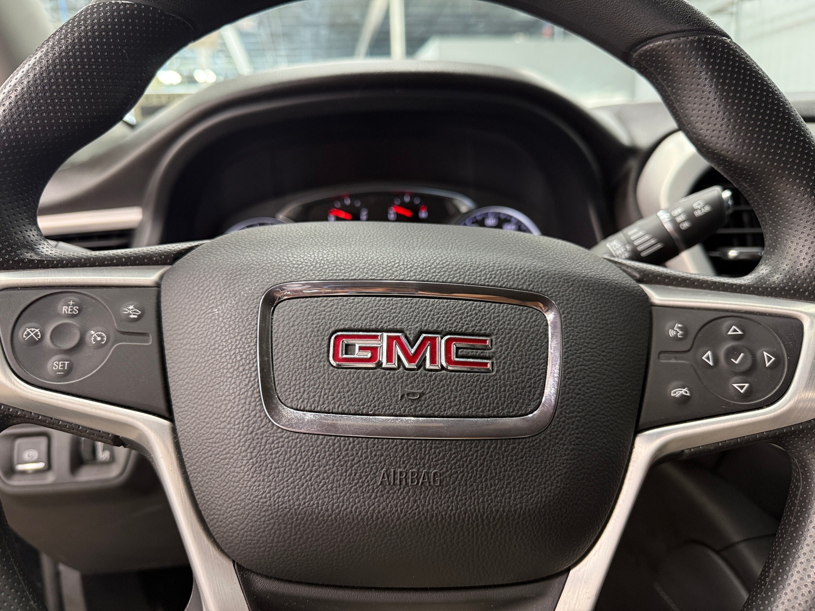 Thumbnail: 2023 GMC Acadia - 5