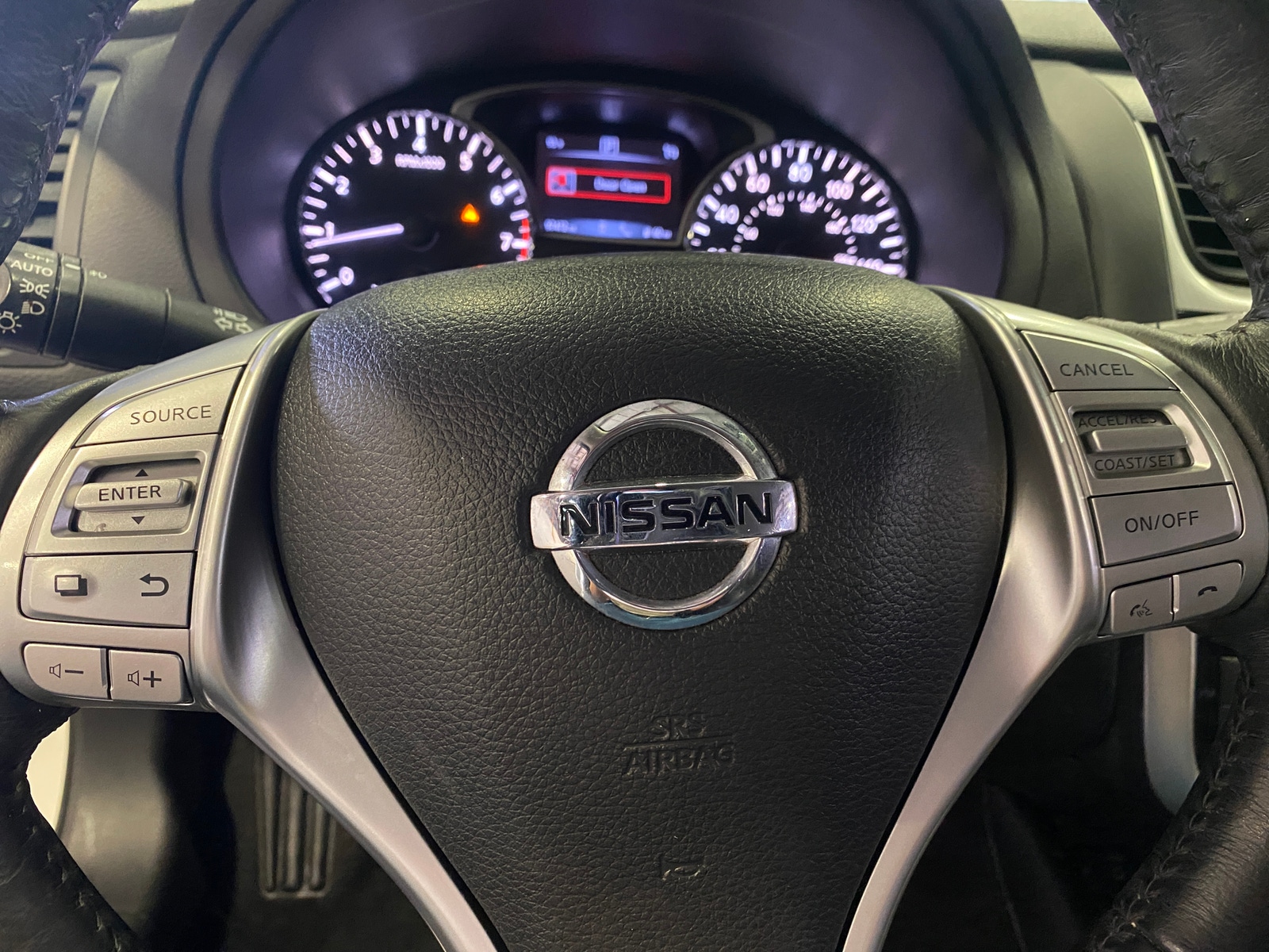 Thumbnail: 2018 Nissan Altima - 4