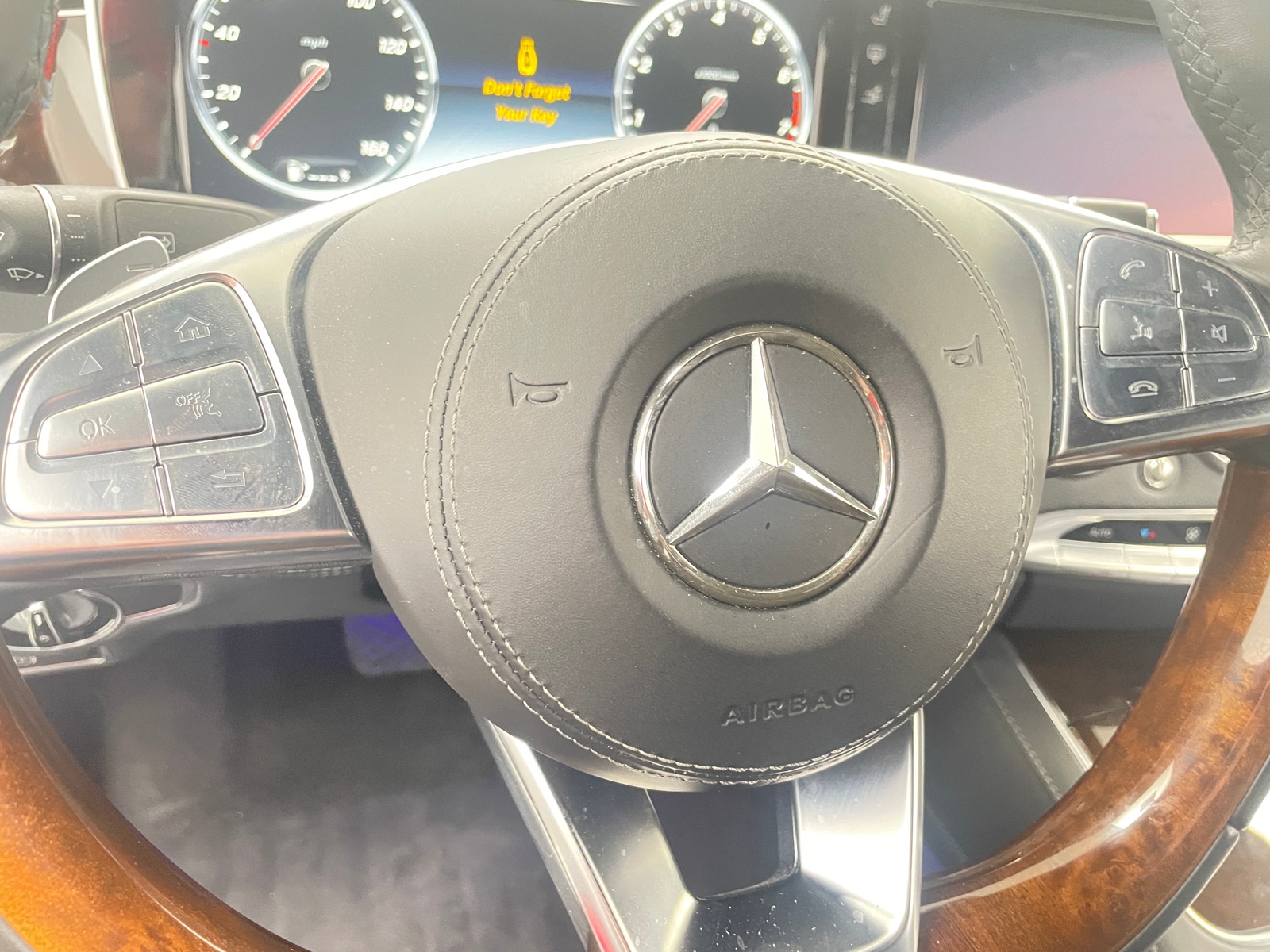 Thumbnail: 2015 Mercedes-Benz S-Class - 3