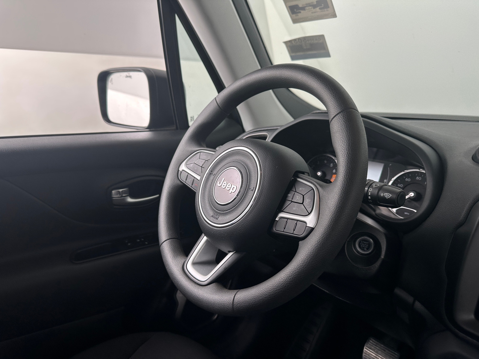 Thumbnail: 2023 Jeep Renegade - 5