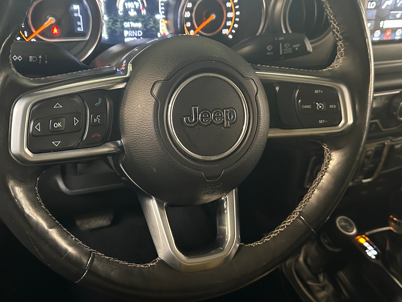 Thumbnail: 2020 Jeep Gladiator - 5