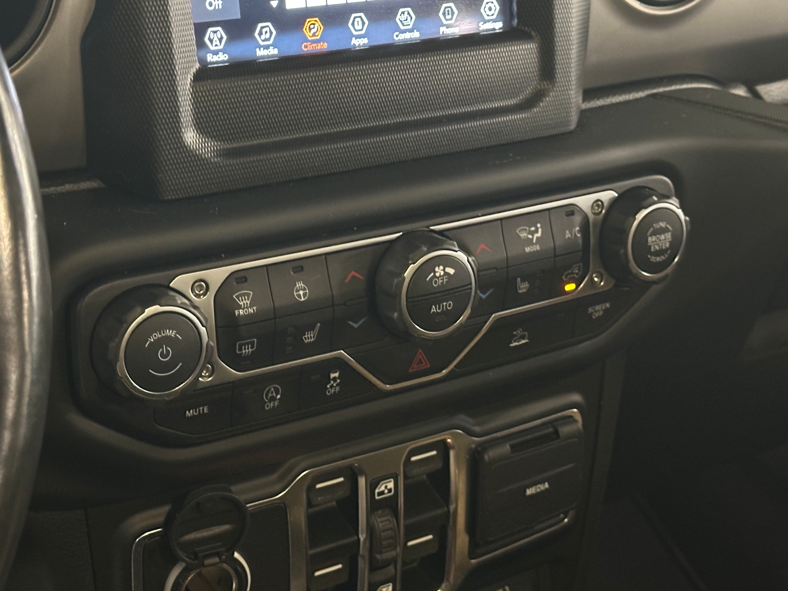 Thumbnail: 2020 Jeep Gladiator - 4