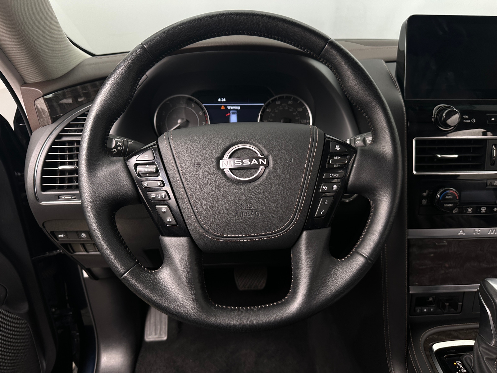 Thumbnail: 2024 Nissan Armada - 4
