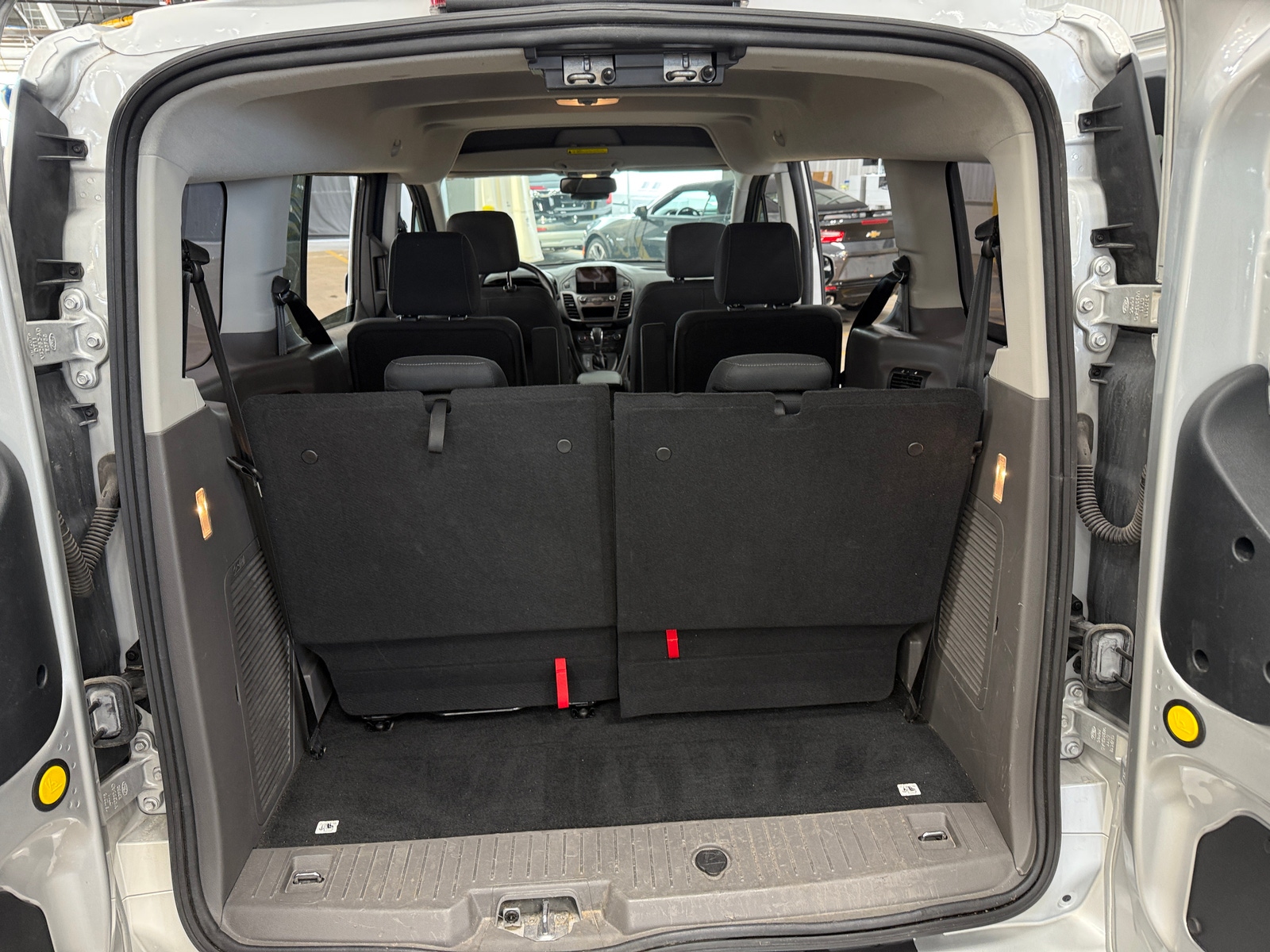 Thumbnail: 2019 Ford Transit Series - 7