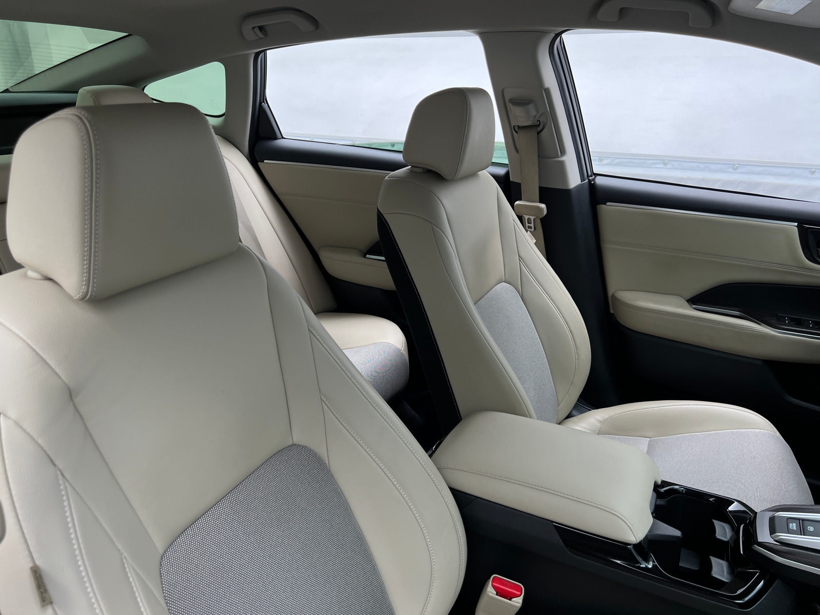 Thumbnail: 2018 Honda Clarity - 2