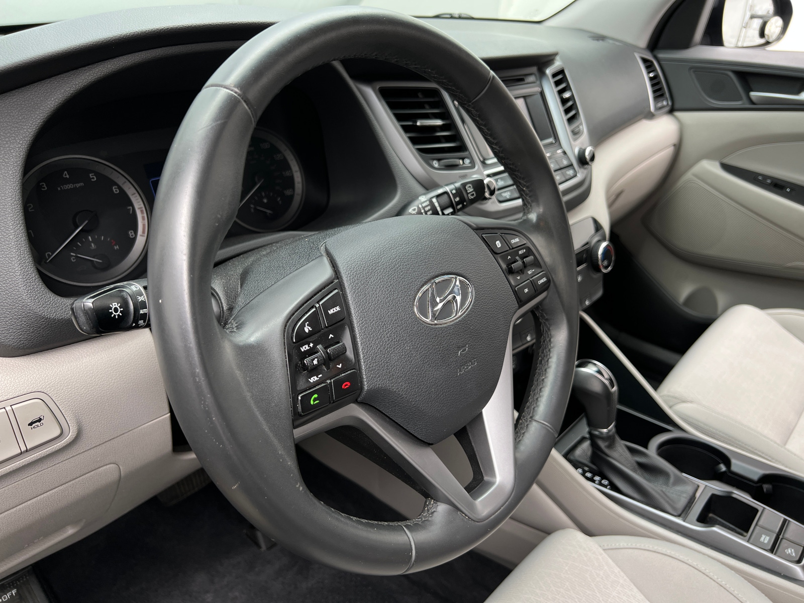 Thumbnail: 2017 Hyundai Tucson - 5
