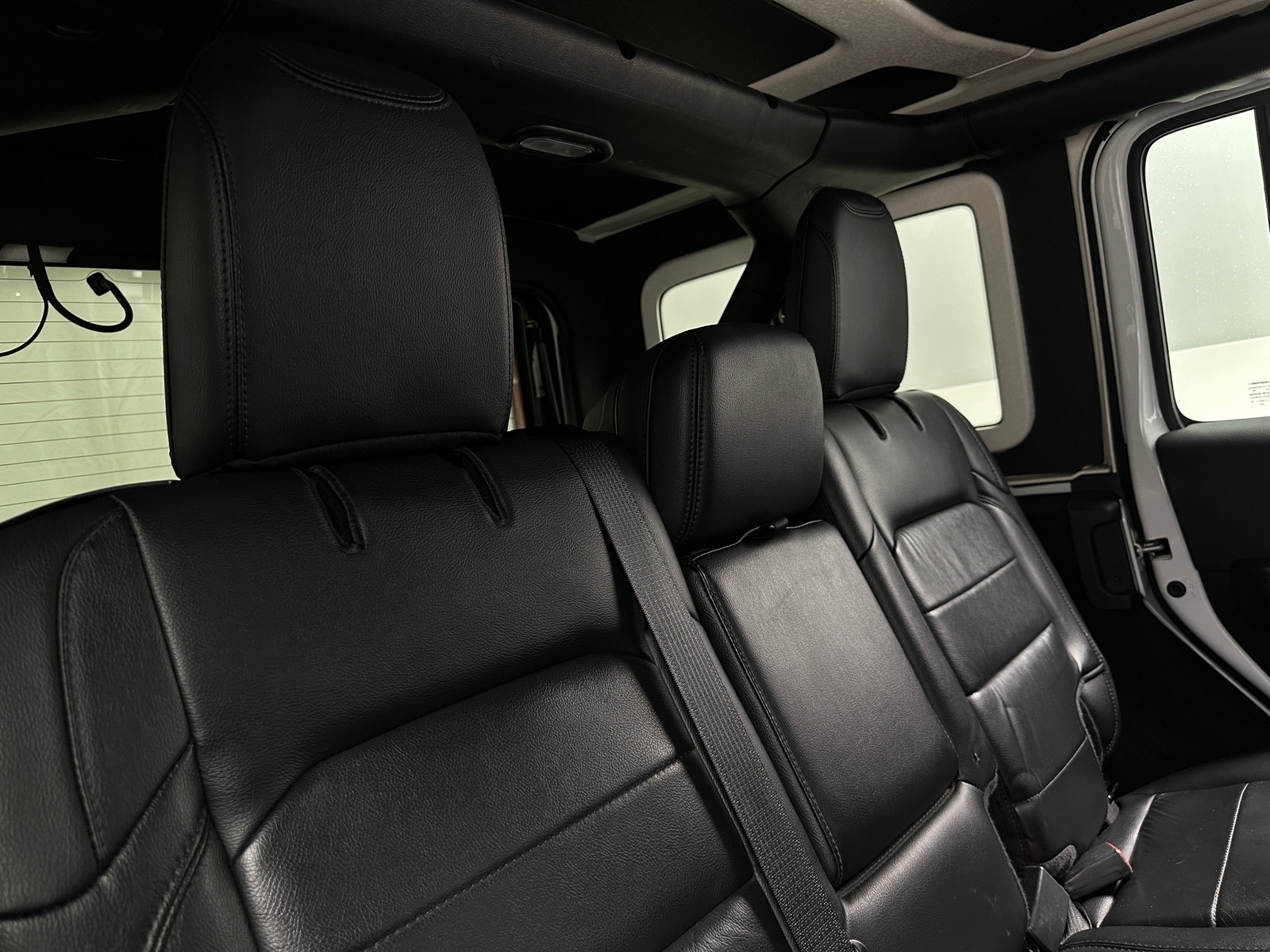 Thumbnail: 2021 Jeep Wrangler - 5