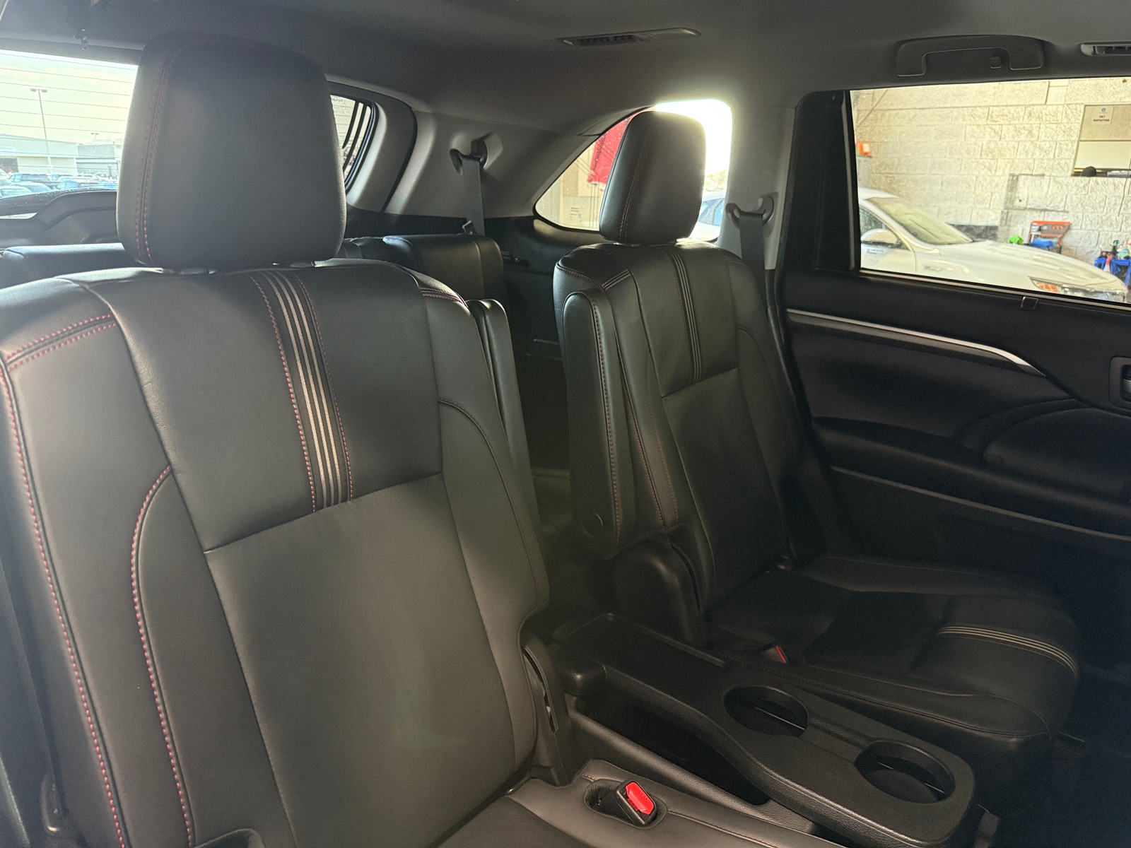 Thumbnail: 2019 Toyota Highlander - 5