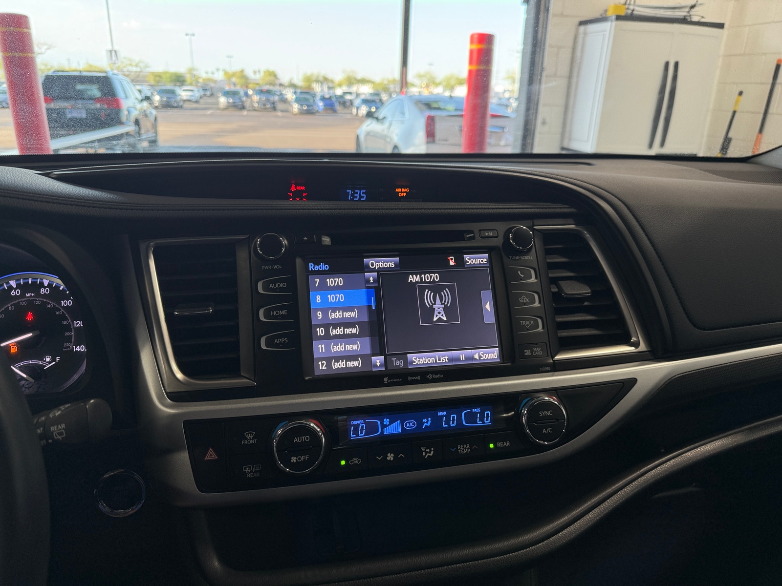 Thumbnail: 2019 Toyota Highlander - 3