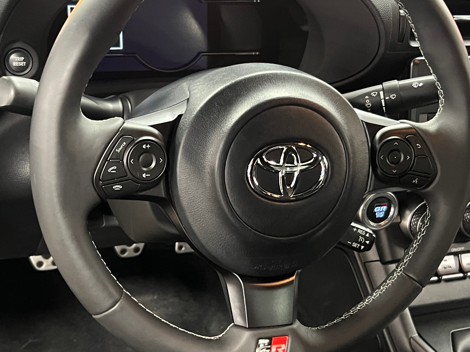 Thumbnail: 2023 Toyota GR86 - 4
