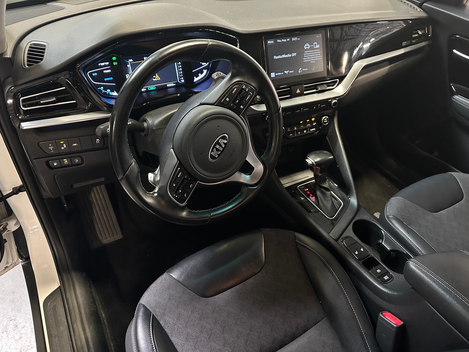 Thumbnail: 2020 Kia Niro - 2