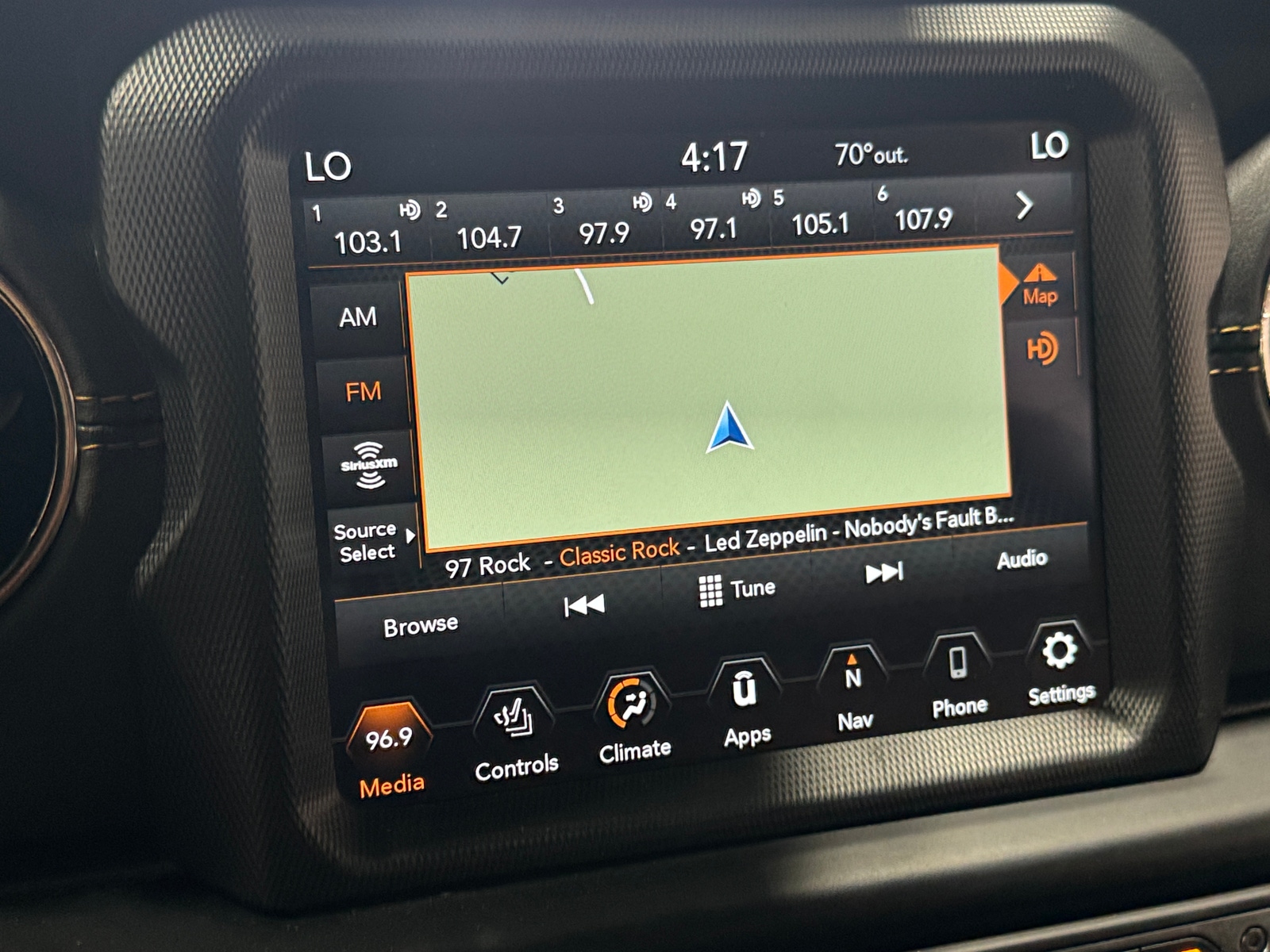 Thumbnail: 2022 Jeep Wrangler - 3