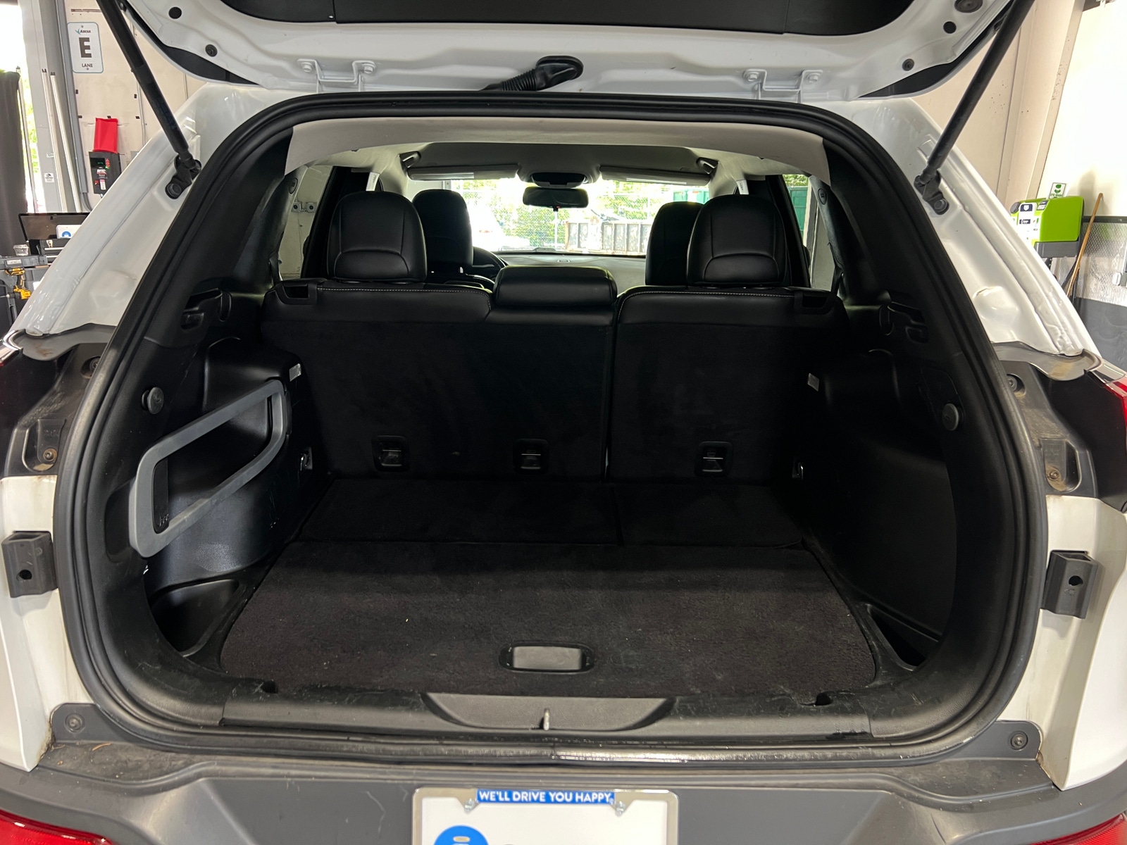 Thumbnail: 2018 Jeep Cherokee - 7
