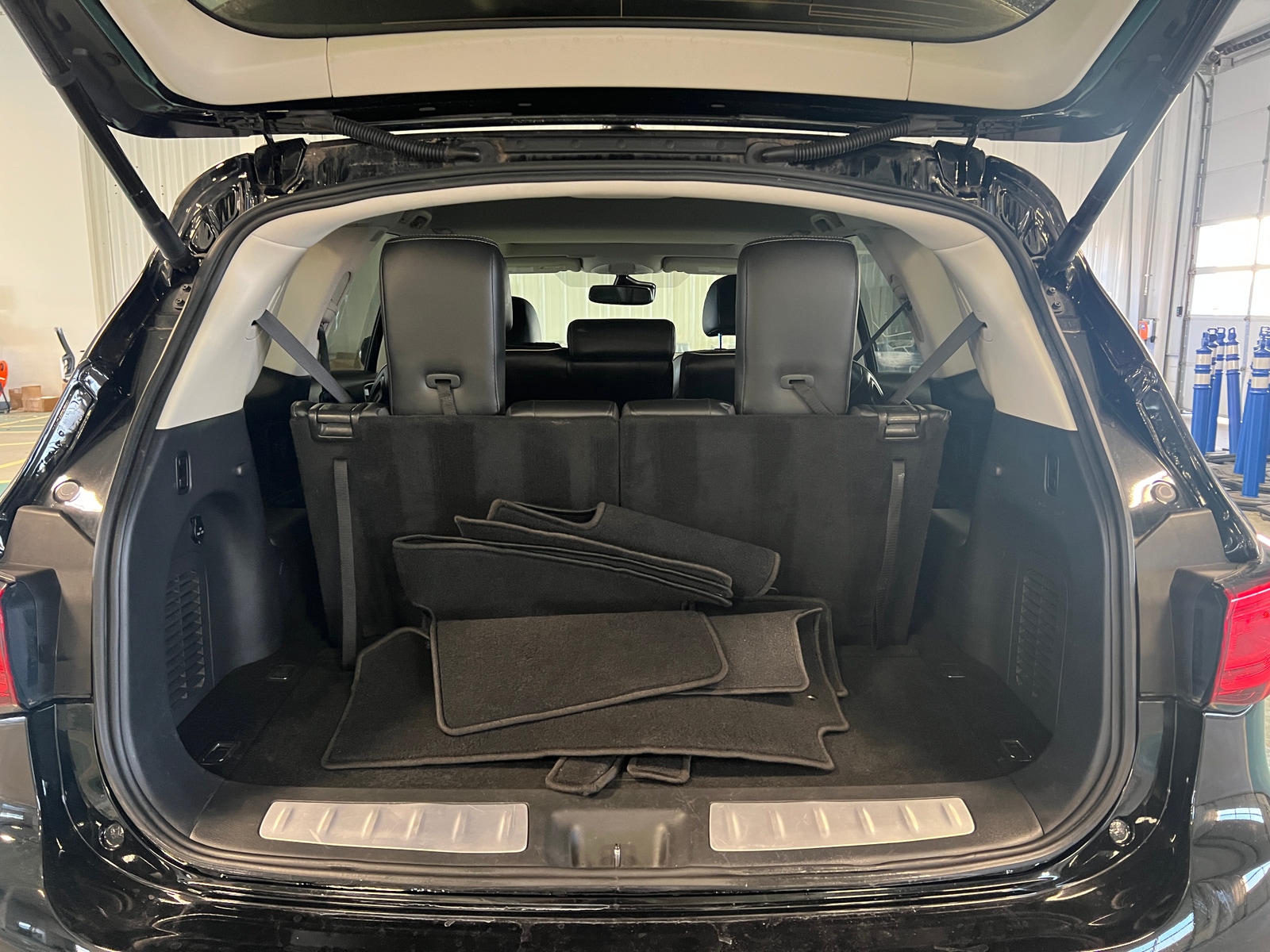 Thumbnail: 2020 INFINITI QX60 - 6