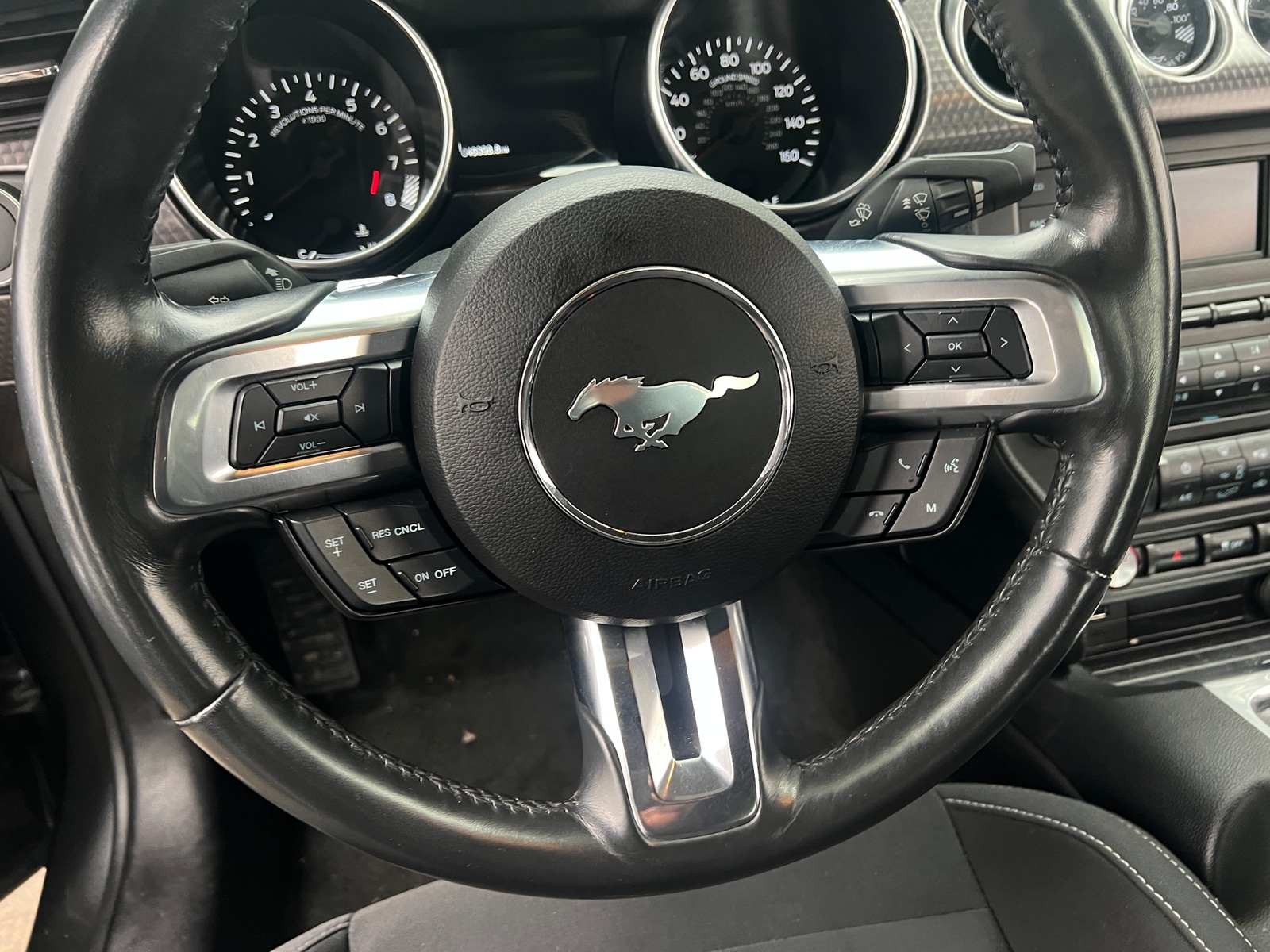 Thumbnail: 2018 Ford Mustang - 4