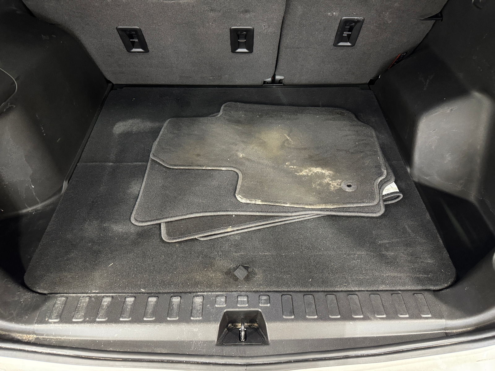 Thumbnail: 2021 Chevrolet Equinox - 7