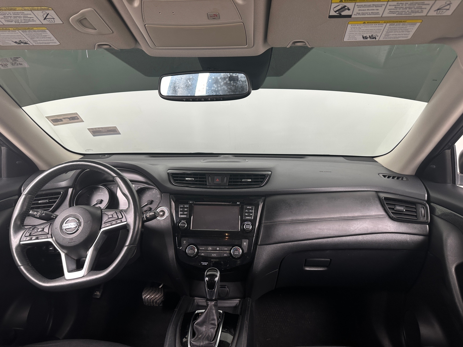 Thumbnail: 2017 Nissan Rogue - 2