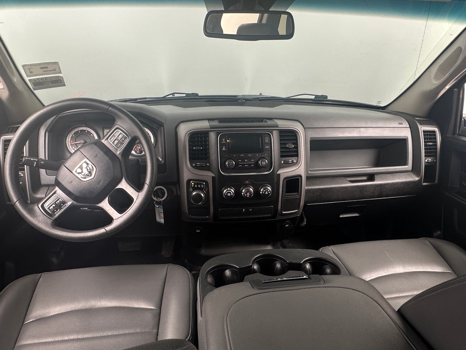 Thumbnail: 2020 RAM 1500 Classic - 2