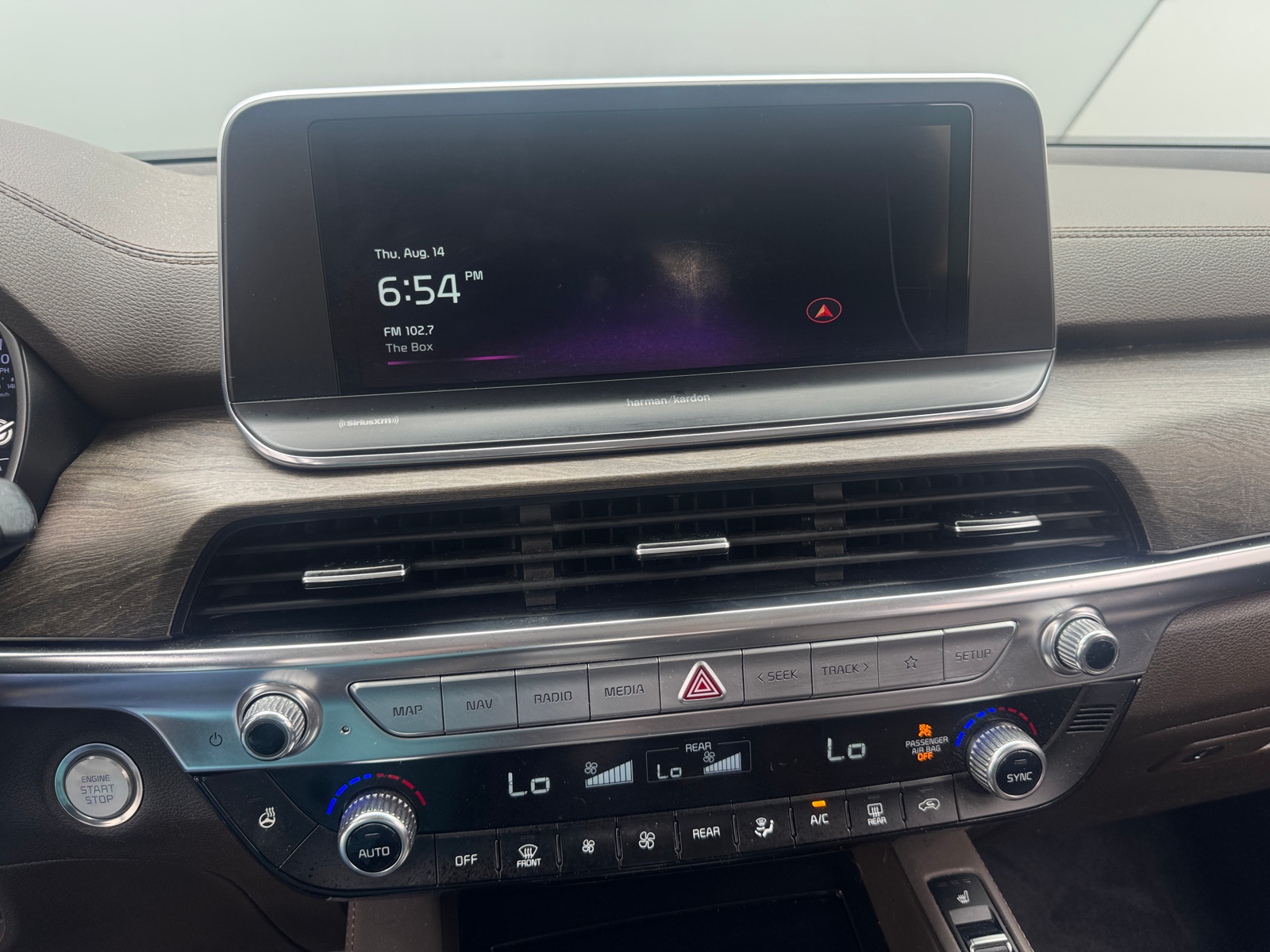 Thumbnail: 2021 Kia Telluride - 3