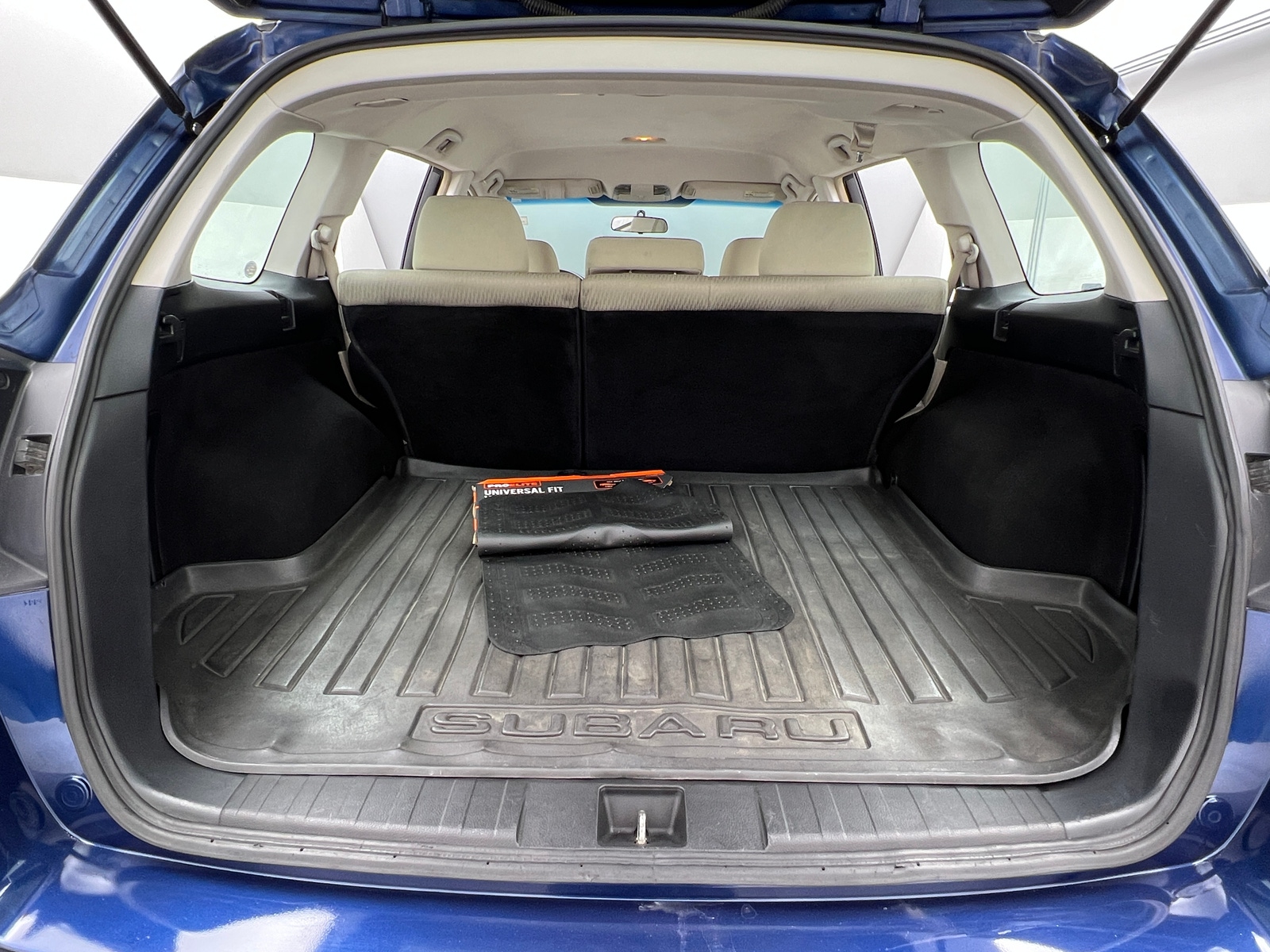 Thumbnail: 2010 Subaru Outback - 7