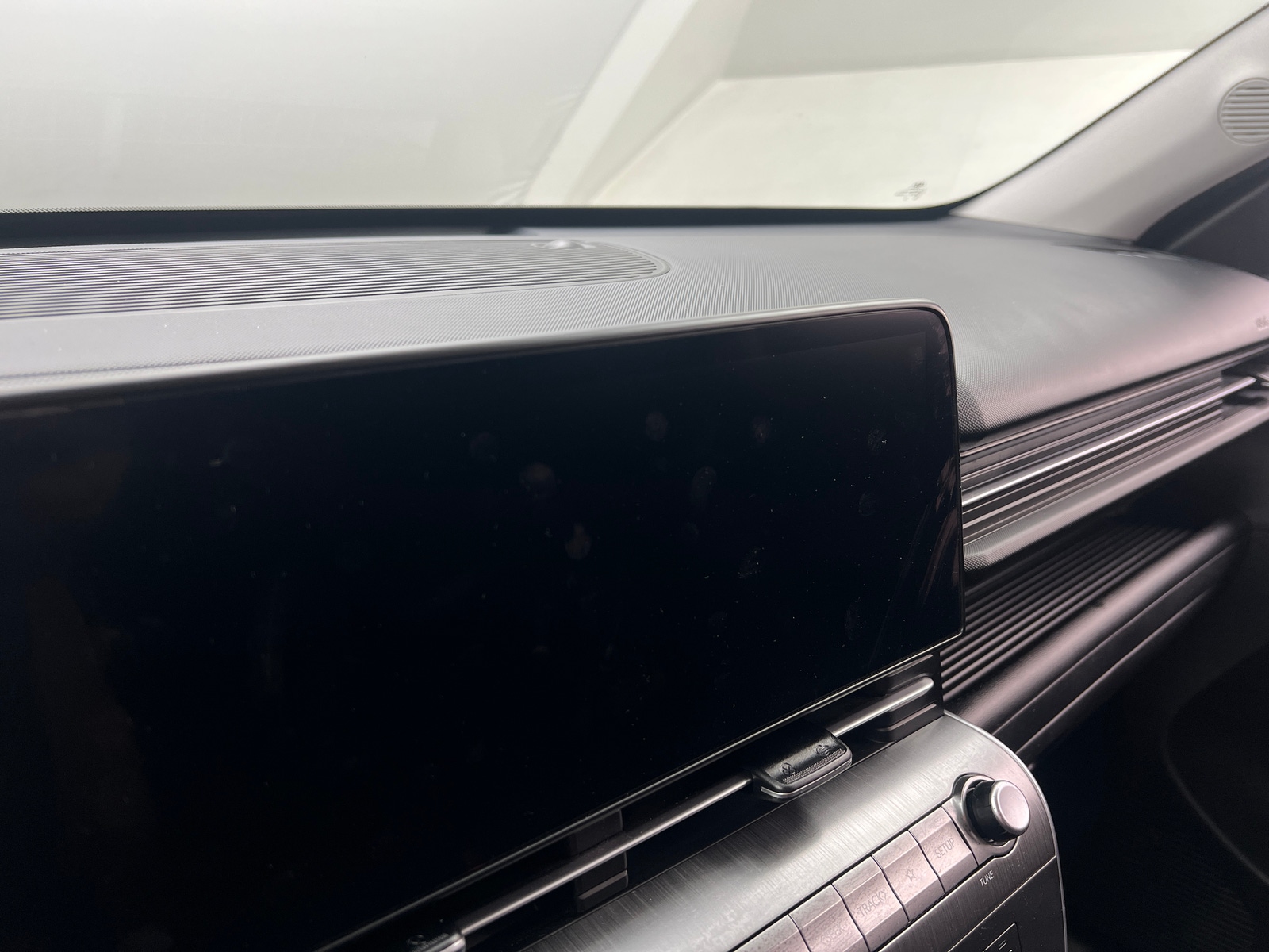 Thumbnail: 2024 Hyundai Kona - 4