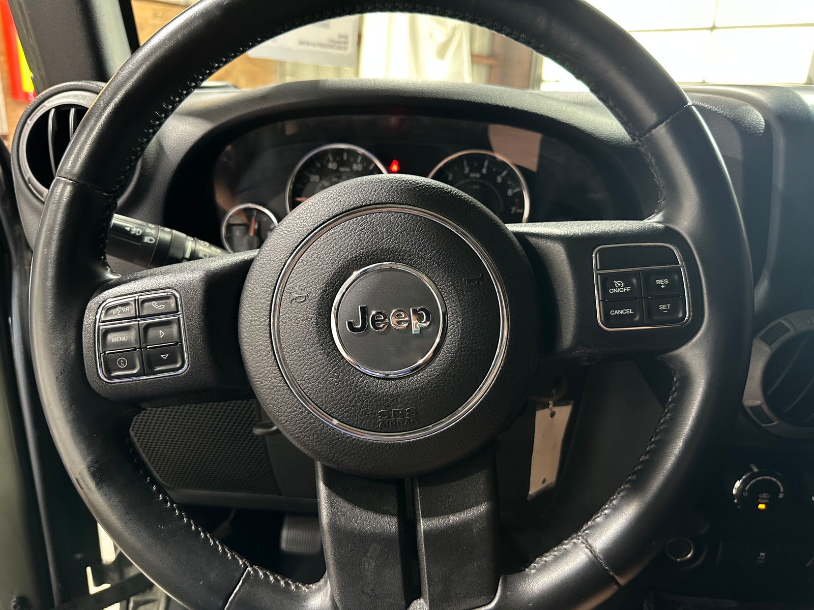 Thumbnail: 2015 Jeep Wrangler - 5