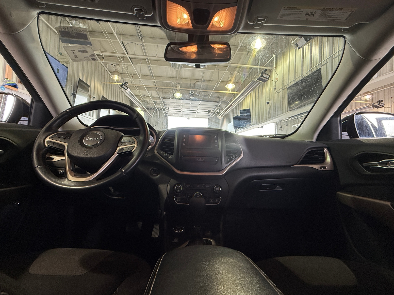 Thumbnail: 2018 Jeep Cherokee - 3
