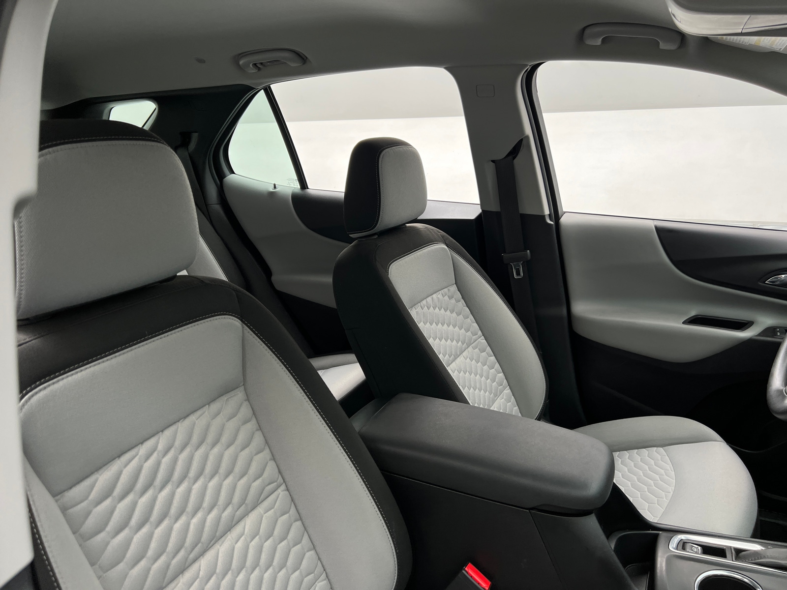 Thumbnail: 2018 Chevrolet Equinox - 2