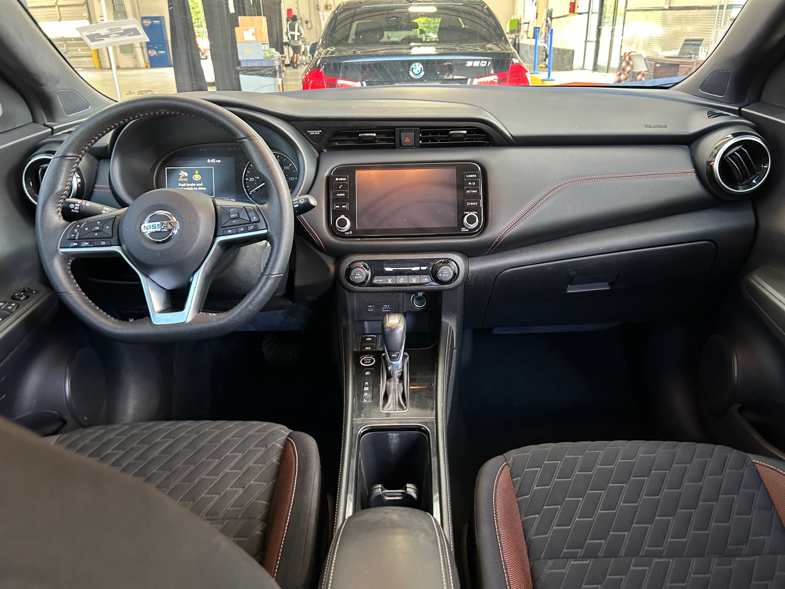 Thumbnail: 2021 Nissan Kicks - 3