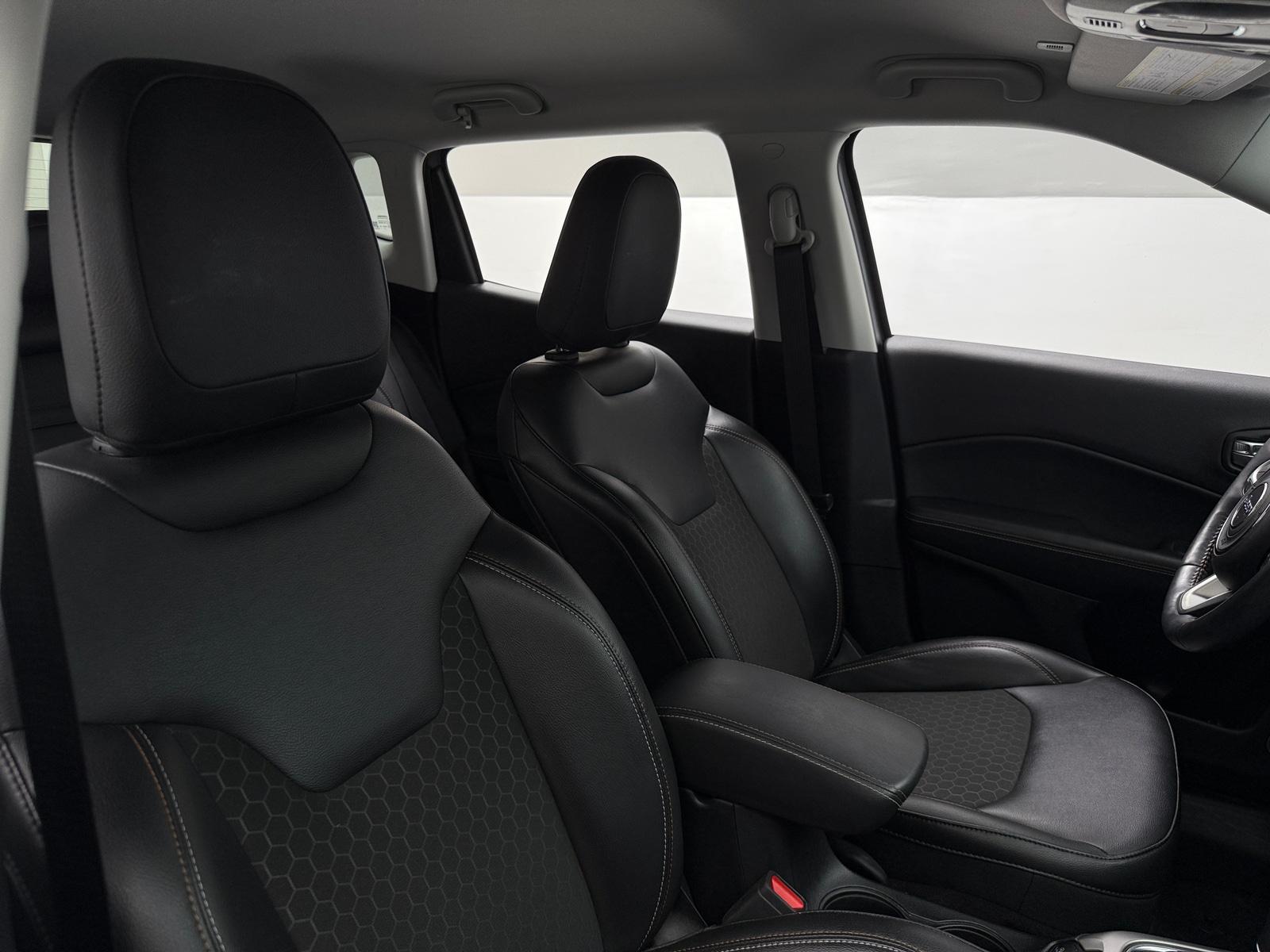 Thumbnail: 2018 Jeep Compass - 2