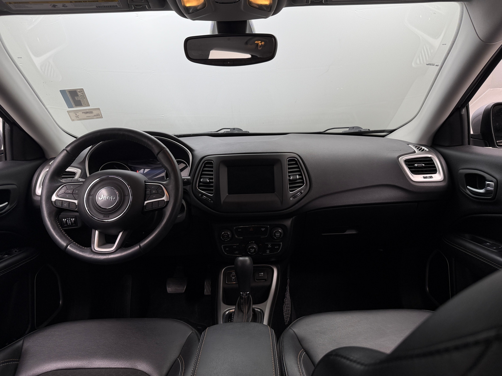 Thumbnail: 2018 Jeep Compass - 3