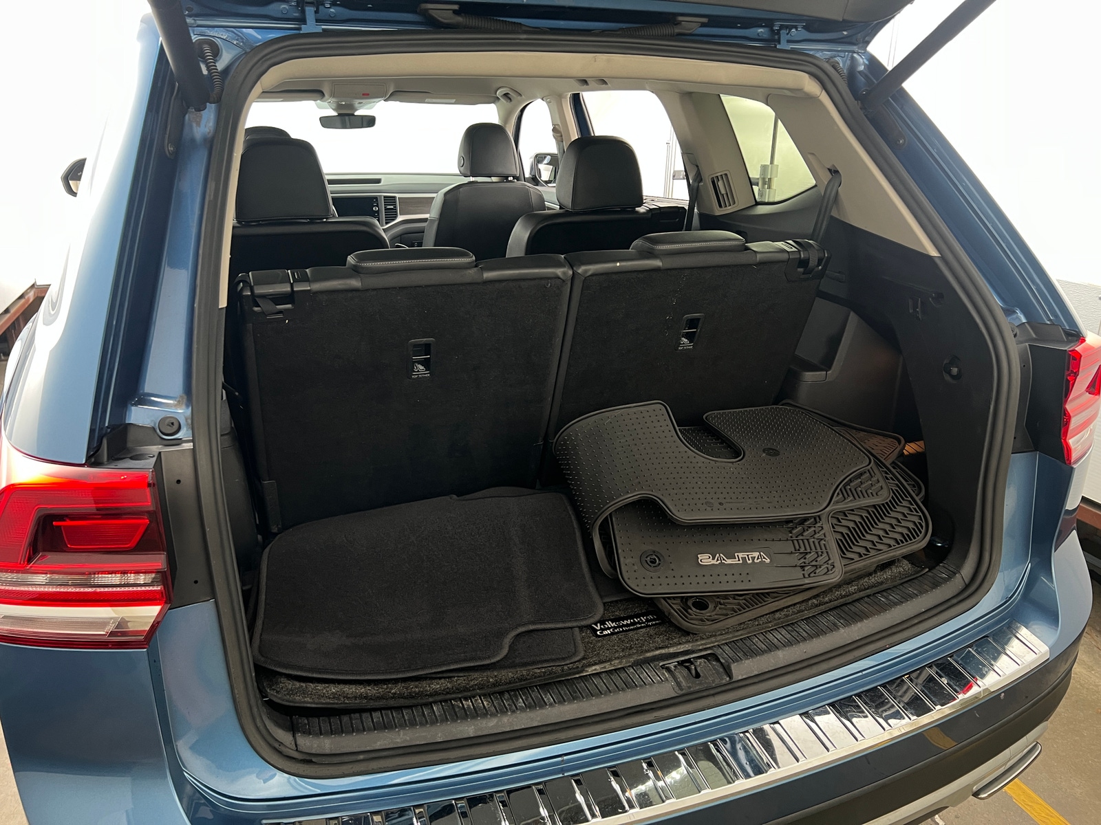 Thumbnail: 2019 Volkswagen Atlas - 6