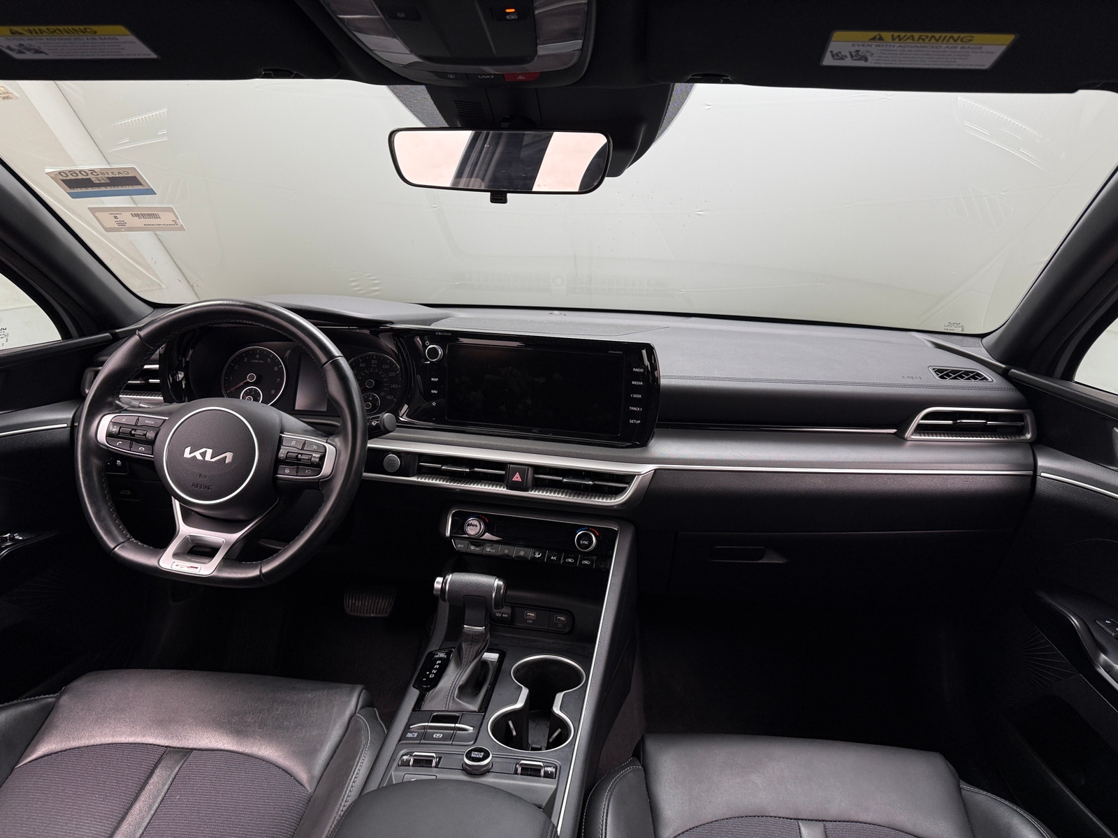 Thumbnail: 2022 Kia K5 - 3