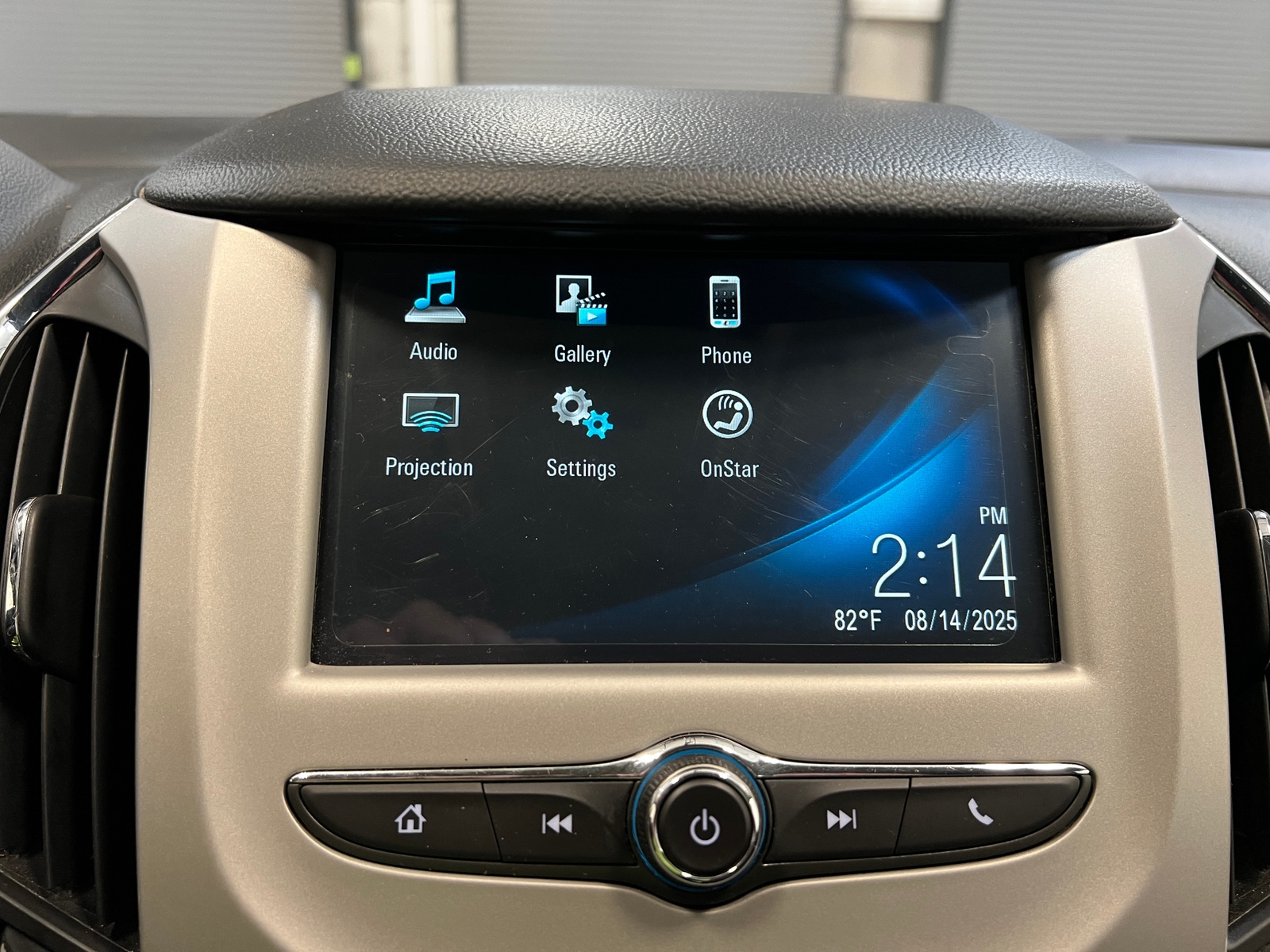 Thumbnail: 2018 Chevrolet Cruze - 4