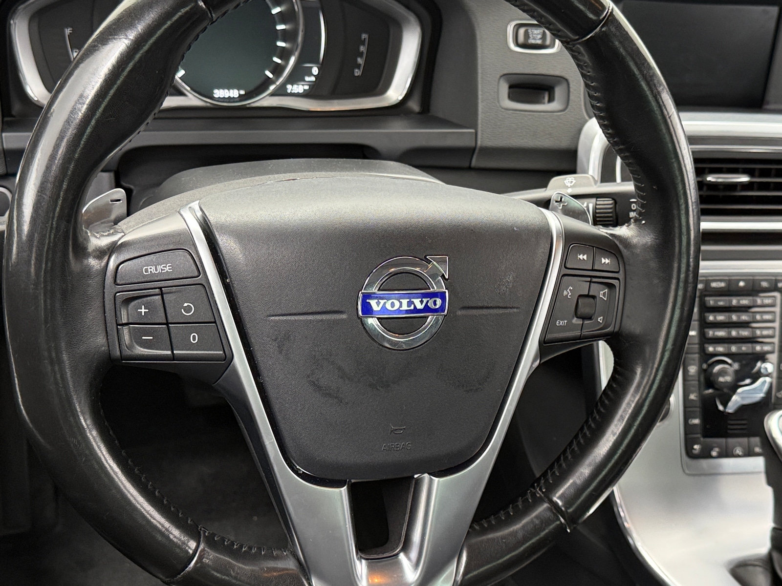 Thumbnail: 2018 Volvo S60 - 4